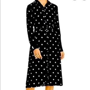 Super Cute T Tahari Black and White Heart Print Belted Shirtdress. NWT Size 4.